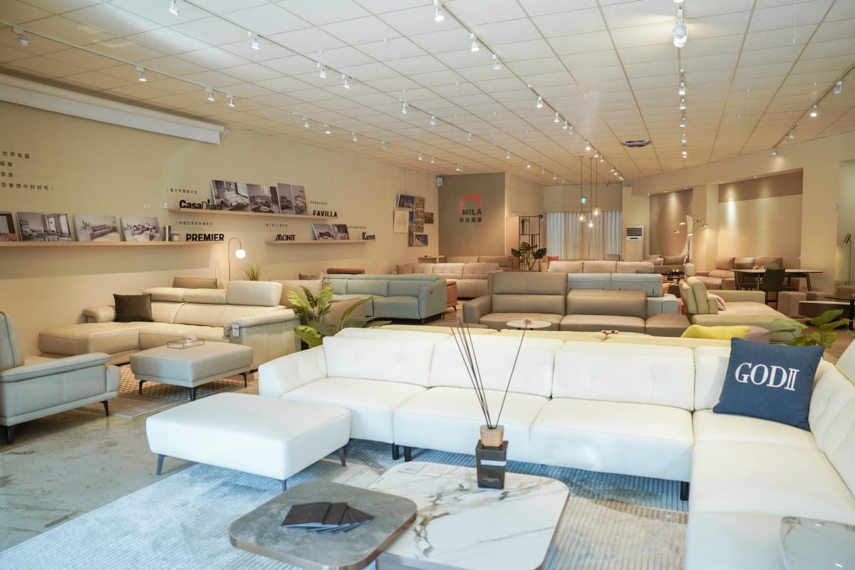 台南家具推薦 米拉居家 平價進口沙發 首推達利沙發 床墊 床架 打造質感居家空間4.jpg 台南家具推薦 米拉居家 平價進口沙發 首推達利沙發 床墊 床架 打造質感居家空間4.jpg