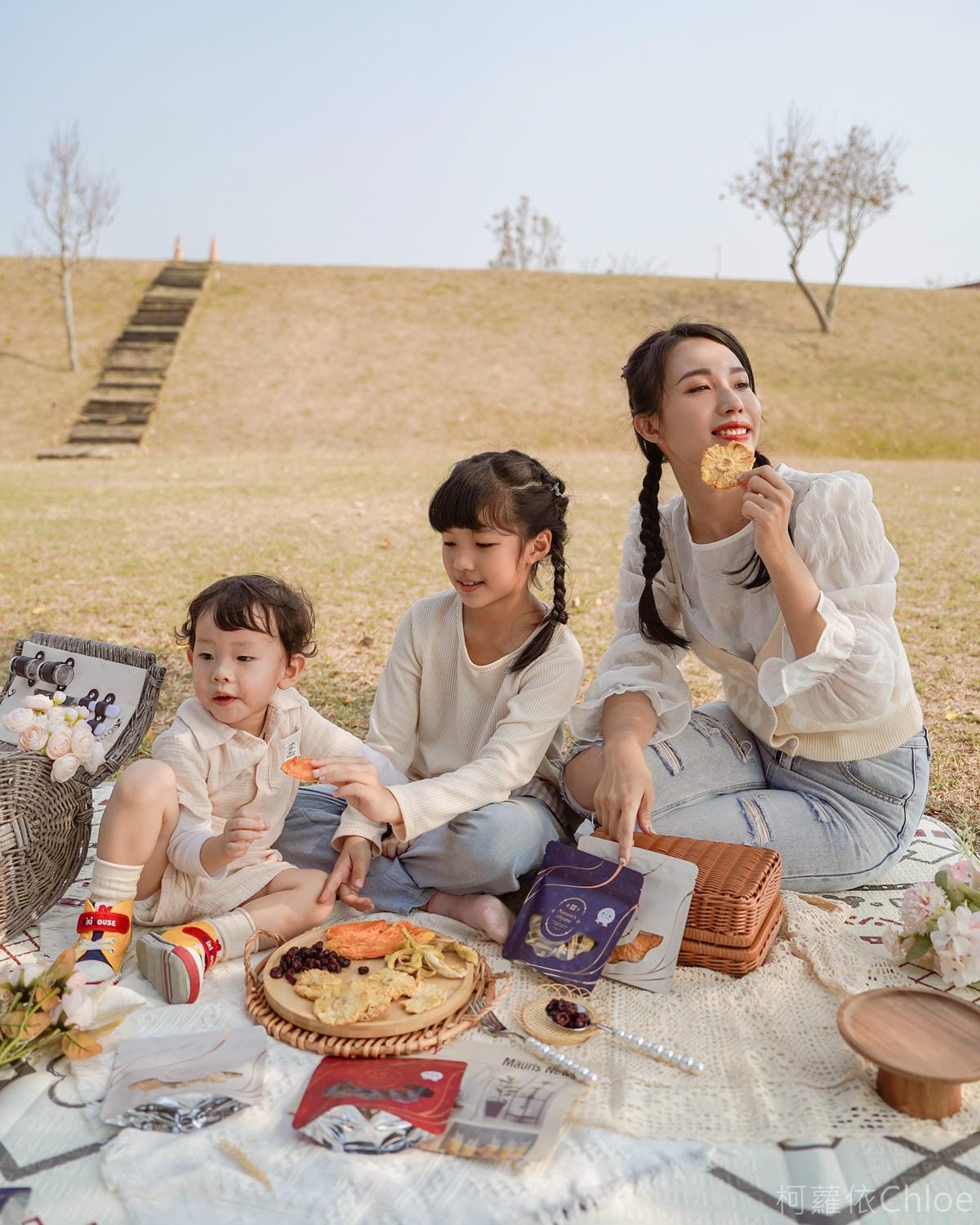 韻見果乾 親子野餐零嘴推薦 自然純粹好滋味 無糖愛文芒果乾 金鑽鳳梨乾好吃不膩1.JPG 韻見果乾 親子野餐零嘴推薦 自然純粹好滋味 無糖愛文芒果乾 金鑽鳳梨乾好吃不膩1.JPG