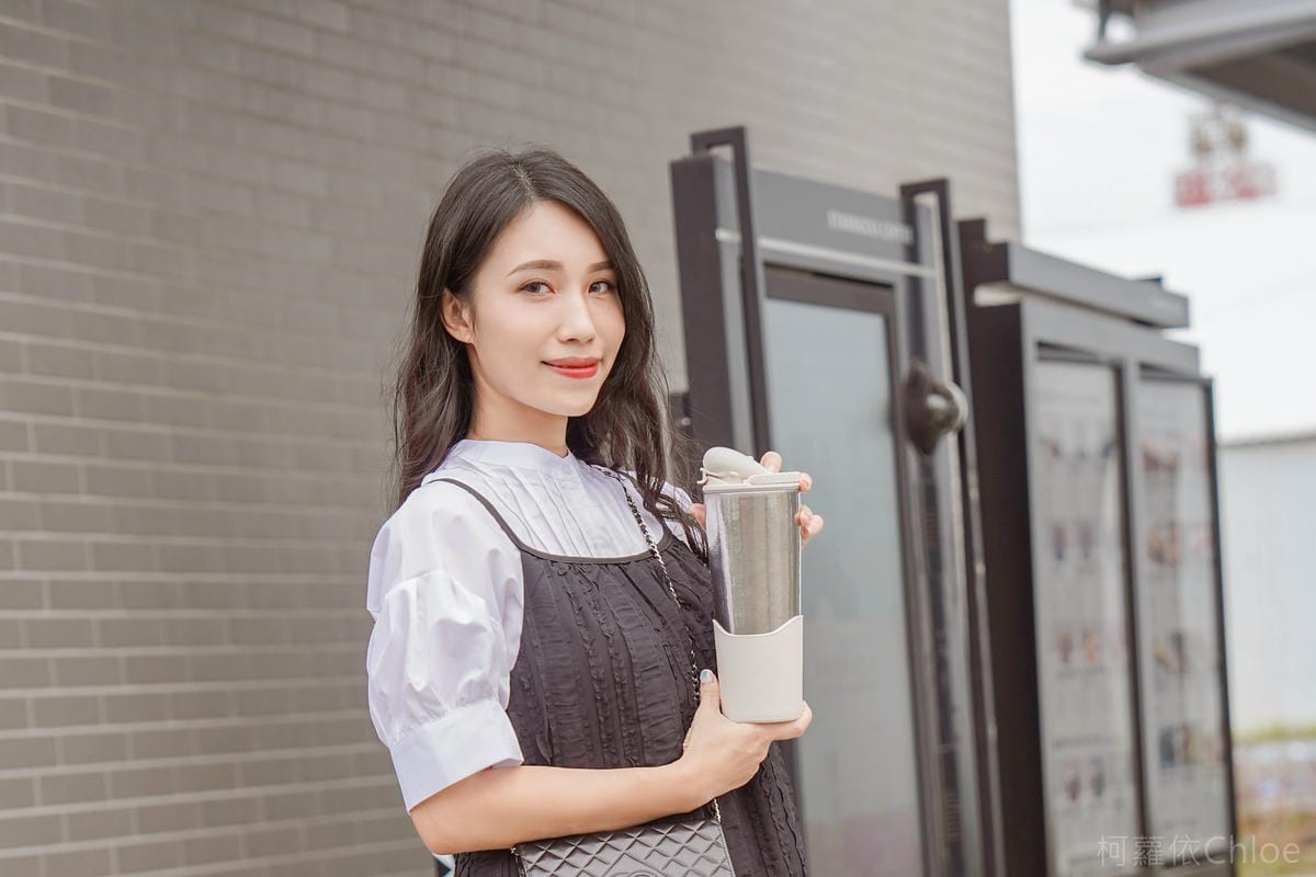 質感環保杯推薦 純鈦鯨魚冰霸杯二代 輕巧好攜帶 咖啡茶類不卡味35.JPG 質感環保杯推薦 純鈦鯨魚冰霸杯二代 輕巧好攜帶 咖啡茶類不卡味35.JPG