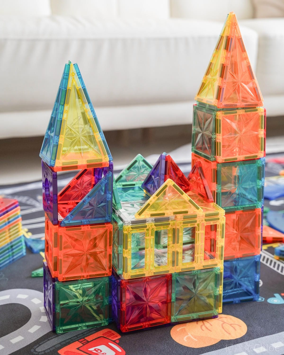 高CP值磁力片推薦 ScienceBaby磁力片電動軌道車 雪鑽造型玩不膩42.jpg 高CP值磁力片推薦 ScienceBaby磁力片電動軌道車 雪鑽造型玩不膩42.jpg