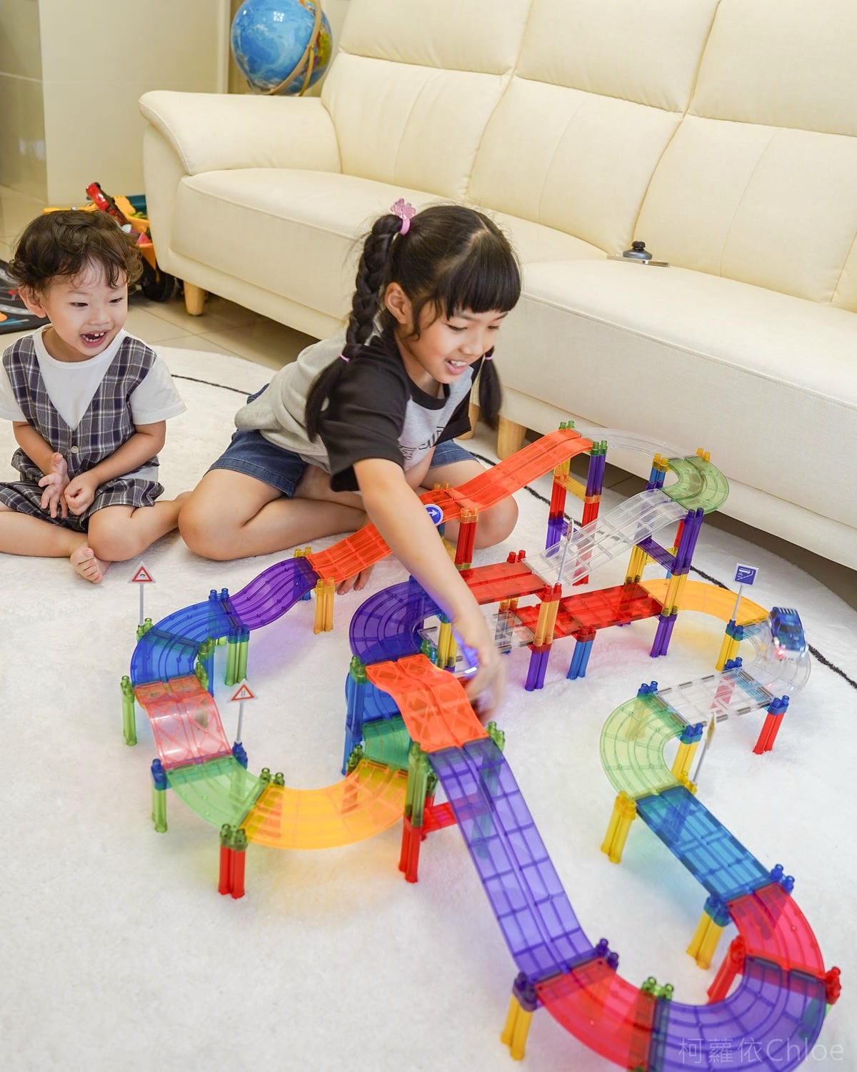 高CP值磁力片推薦 ScienceBaby磁力片電動軌道車 雪鑽造型玩不膩19.jpg 高CP值磁力片推薦 ScienceBaby磁力片電動軌道車 雪鑽造型玩不膩19.jpg