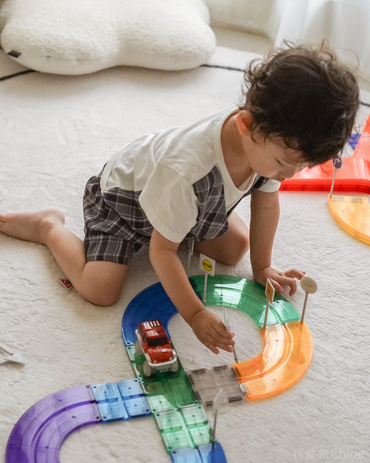 高CP值磁力片推薦 ScienceBaby磁力片電動軌道車 雪鑽造型玩不膩10.jpg 高CP值磁力片推薦 ScienceBaby磁力片電動軌道車 雪鑽造型玩不膩10.jpg