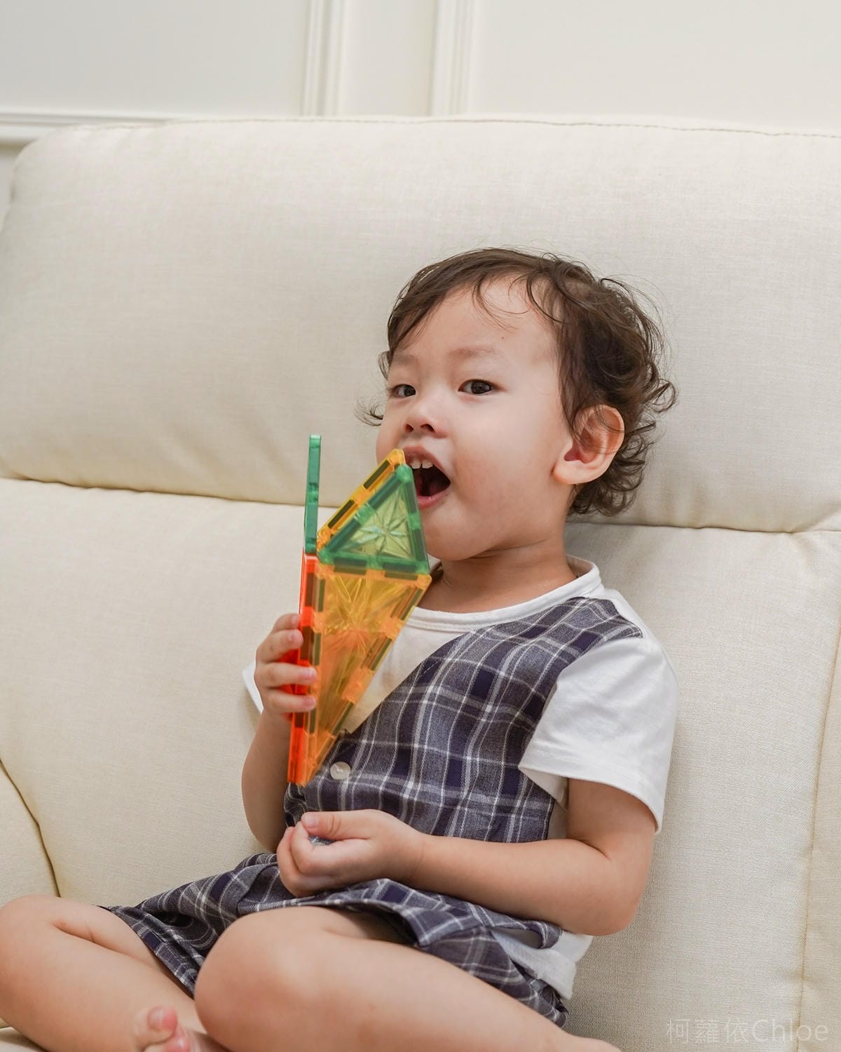 高CP值磁力片推薦 ScienceBaby磁力片電動軌道車 雪鑽造型玩不膩35.jpg 高CP值磁力片推薦 ScienceBaby磁力片電動軌道車 雪鑽造型玩不膩35.jpg