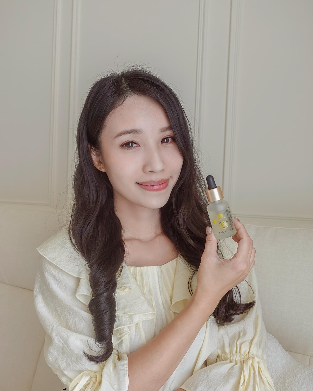 保濕精華推薦OZIO蜂王乳極致滋養精華 日常保養多一步驟 維持肌膚彈性超凍齡20.jpg 保濕精華推薦OZIO蜂王乳極致滋養精華 日常保養多一步驟 維持肌膚彈性超凍齡20.jpg