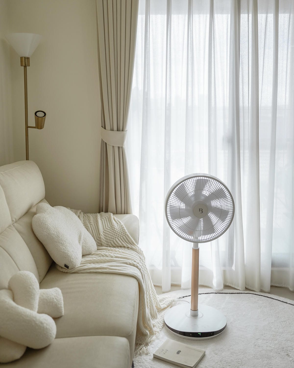 循環扇推薦 巴慕斯BAMOUSSE 16吋直立式風扇 多角度擺頭 可定時預約 白色系家電開箱25.jpg