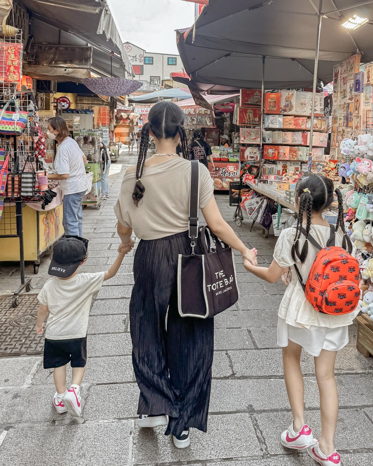 安平親子飯店推薦 台南大員皇冠假日酒店 劍獅尋寶 安平探索之旅 與孩子手拉坏遊老街 開心玩一夏67.jpg 安平親子飯店推薦 台南大員皇冠假日酒店 劍獅尋寶 安平探索之旅 與孩子手拉坏遊老街 開心玩一夏67.jpg