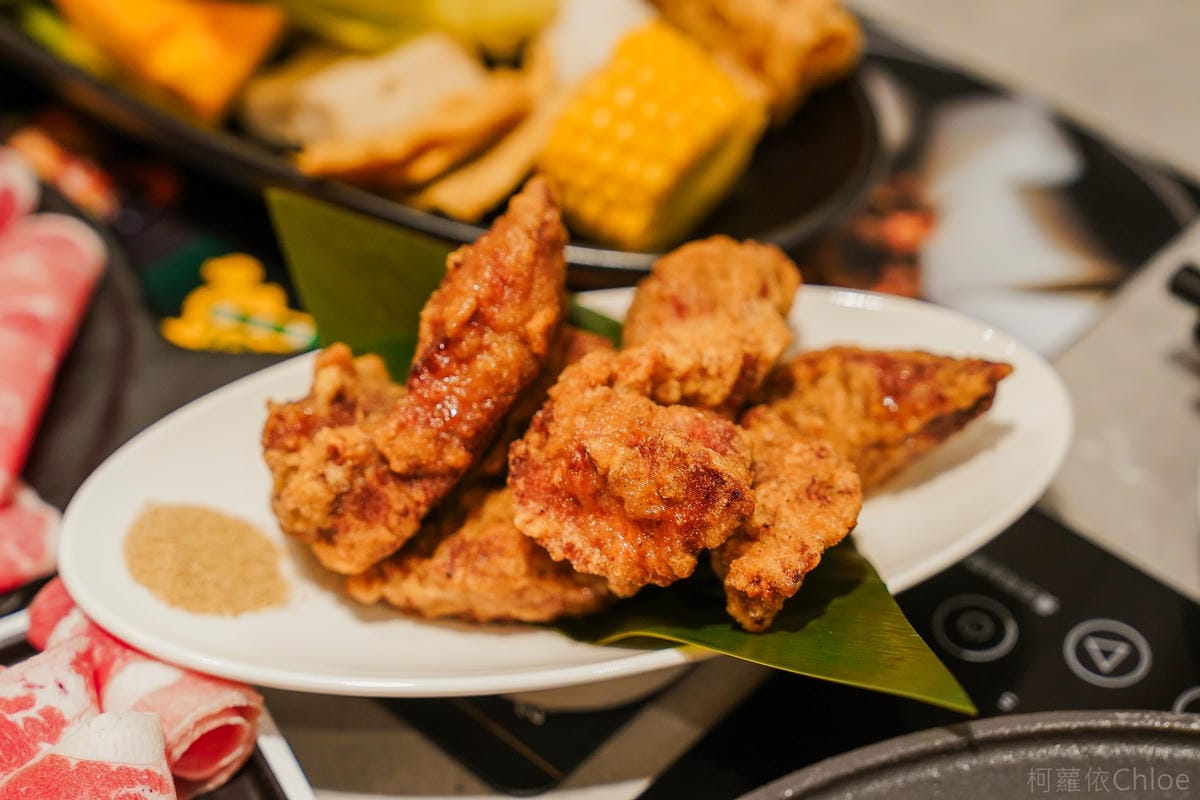 最潮台式爆炒火鍋【狂一鍋】義享店 功夫排骨酥鍋 隱藏版酸菜魚鍋必點 平日中午宵夜299起+自助菜盤DIY32.jpg 最潮台式爆炒火鍋【狂一鍋】義享店 功夫排骨酥鍋 隱藏版酸菜魚鍋必點 平日中午宵夜299起+自助菜盤DIY32.jpg