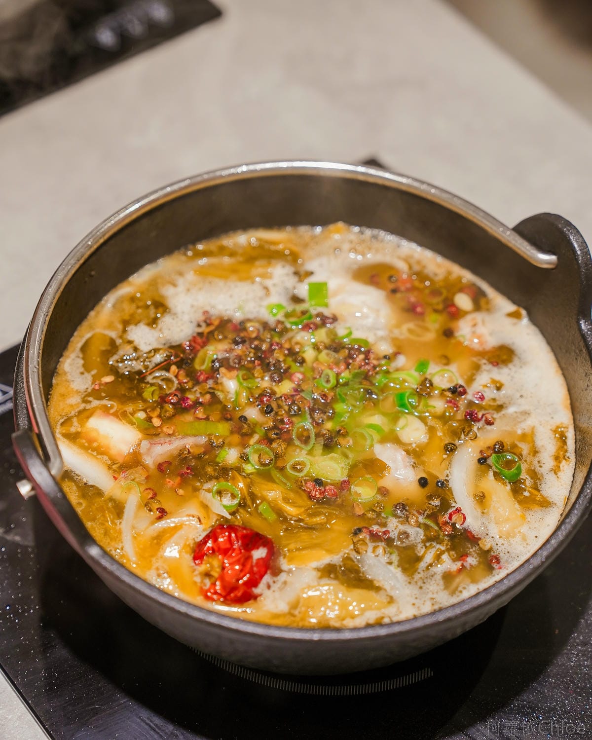 最潮台式爆炒火鍋【狂一鍋】義享店 功夫排骨酥鍋 隱藏版酸菜魚鍋必點 平日中午宵夜299起+自助菜盤DIY24.jpg 最潮台式爆炒火鍋【狂一鍋】義享店 功夫排骨酥鍋 隱藏版酸菜魚鍋必點 平日中午宵夜299起+自助菜盤DIY24.jpg