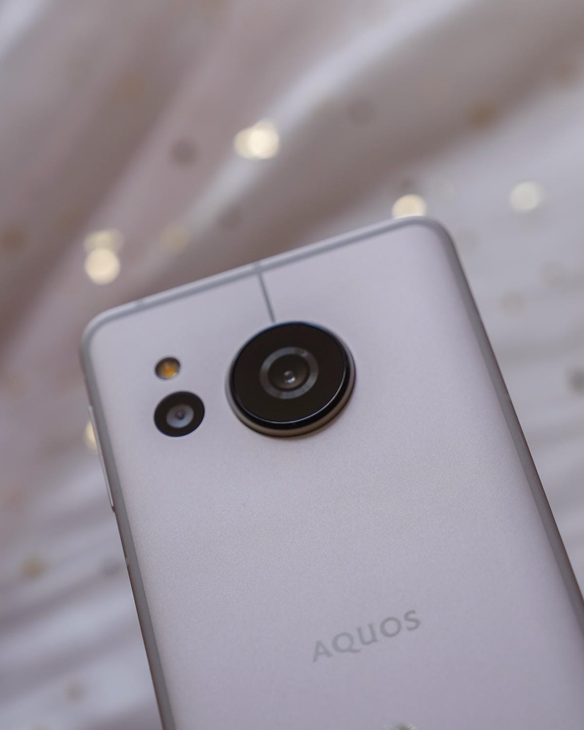 輕手機推薦SHARP AQUOS sense8開箱分享 自拍隨意點 防水防摔 日常拍美照不失手7.jpg 輕手機推薦SHARP AQUOS sense8開箱分享 自拍隨意點 防水防摔 日常拍美照不失手7.jpg