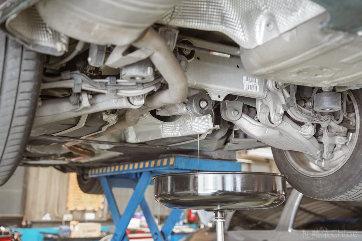 汽車保養廠推薦歐固德 慶通汽車嘉義服務廠 BMW變速箱油 差速器油更換不怕被騙最放心13.jpg 汽車保養廠推薦歐固德 慶通汽車嘉義服務廠 BMW變速箱油 差速器油更換不怕被騙最放心13.jpg