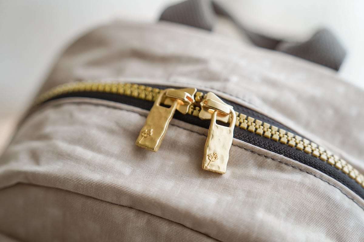 出遊出國必備輕量後背包推薦!satana 20週年台灣原創品牌 Soldier心旅行後背包 隔層多好收納6.jpg 出遊出國必備輕量後背包推薦!satana 20週年台灣原創品牌 Soldier心旅行後背包 隔層多好收納6.jpg