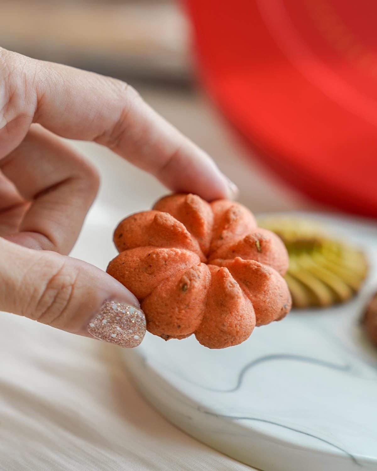 皇樓喜餅門市試吃開箱 璀璨 ‧ 圓提盒 中西式喜餅 伴手禮 推薦 感受愛情綻放的時刻33.jpg 皇樓喜餅門市試吃開箱 璀璨 ‧ 圓提盒 中西式喜餅 伴手禮 推薦 感受愛情綻放的時刻33.jpg