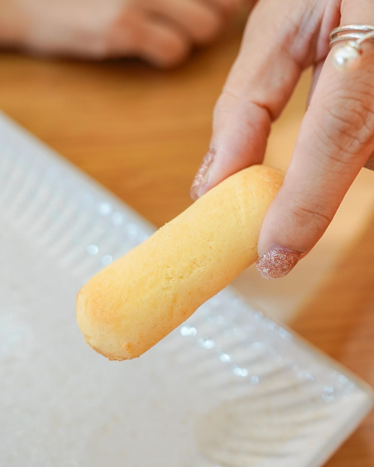 皇樓喜餅門市試吃開箱 璀璨 ‧ 圓提盒 中西式喜餅 伴手禮 推薦 感受愛情綻放的時刻39.jpg 皇樓喜餅門市試吃開箱 璀璨 ‧ 圓提盒 中西式喜餅 伴手禮 推薦 感受愛情綻放的時刻39.jpg