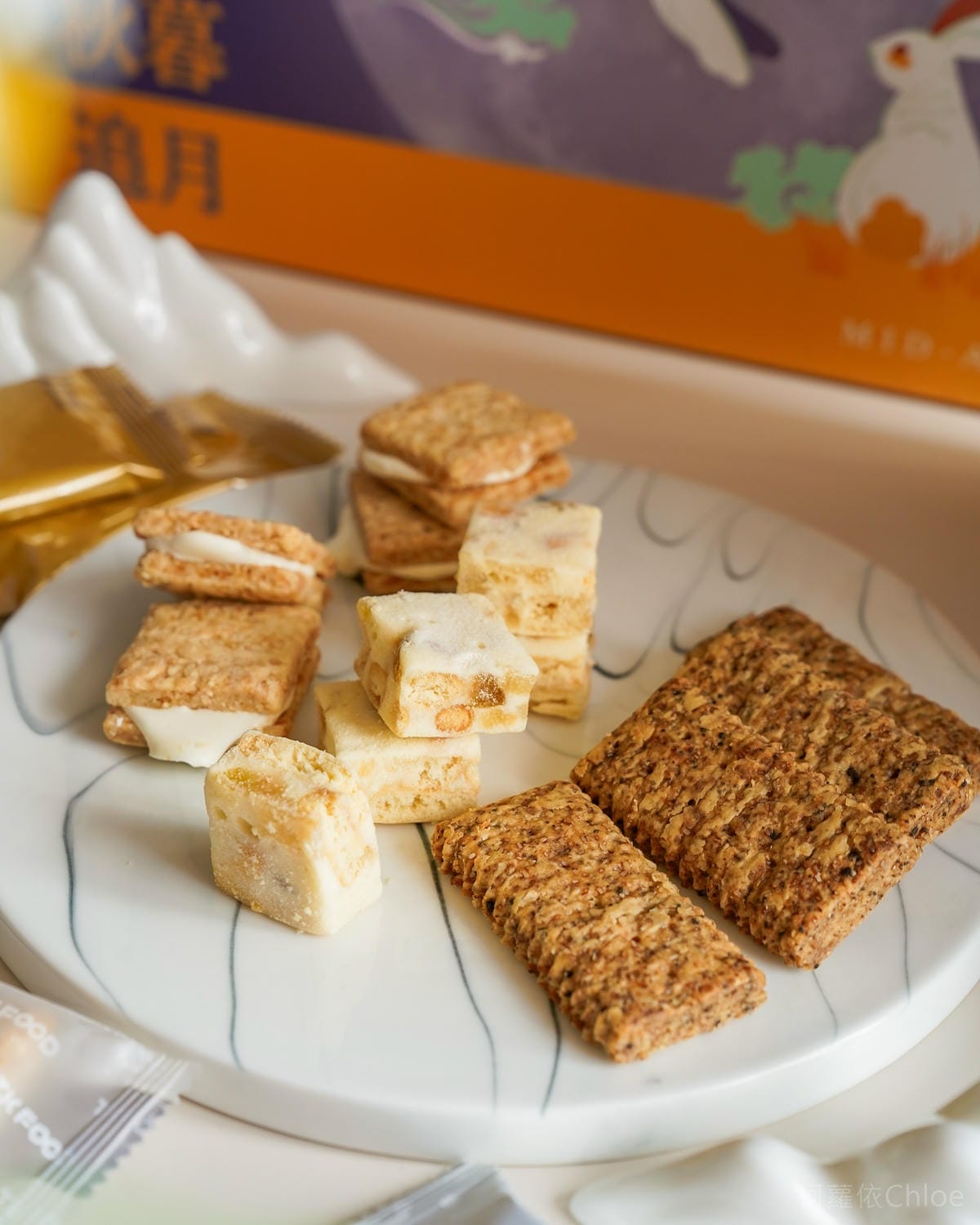 中秋禮盒推薦 老楊方塊酥 秋暮追月禮盒 奶油松露風味方塊酥 鹹蛋黃夾心酥 柚香雪花酥 幸福好滋味20.jpg 中秋禮盒推薦 老楊方塊酥 秋暮追月禮盒 奶油松露風味方塊酥 鹹蛋黃夾心酥 柚香雪花酥 幸福好滋味20.jpg