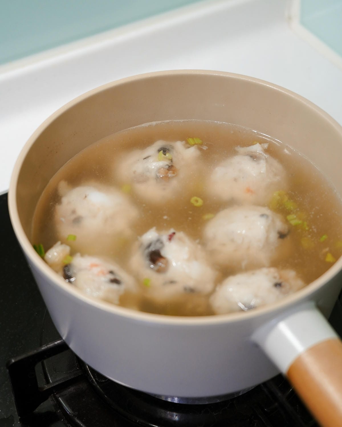 宅配美食推薦 漢來宅美食 五星飯店等級食材在家也能輕鬆料理 激推戰斧豬排 沙朗牛排 魚翅丸19.jpg 宅配美食推薦 漢來宅美食 五星飯店等級食材在家也能輕鬆料理 激推戰斧豬排 沙朗牛排 魚翅丸19.jpg