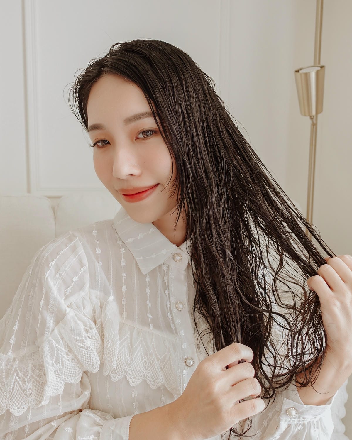 平價質感護髮油推薦 日本isshi深層保濕髮油 不油膩髮香回頭率高7.jpg