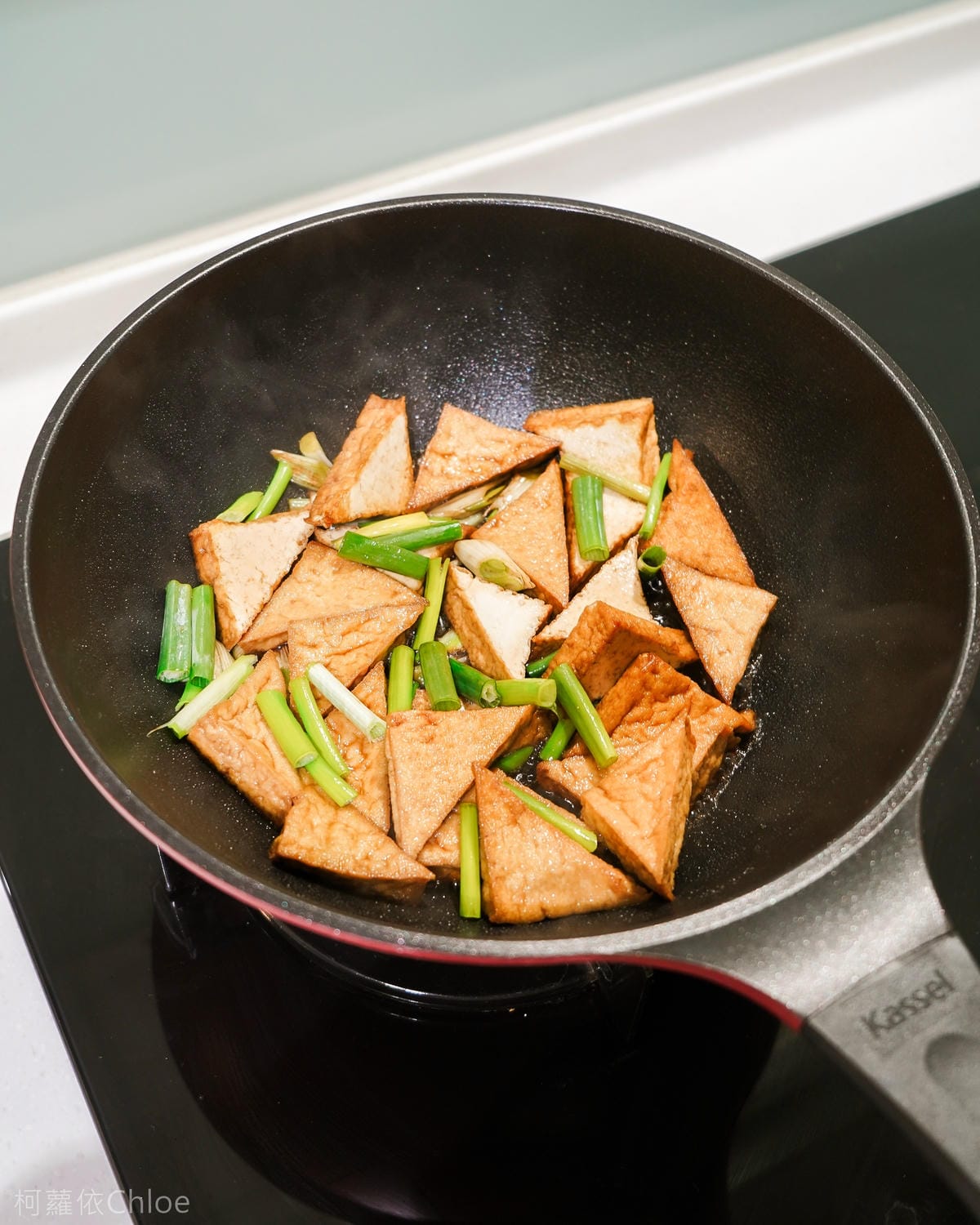 不沾鍋推薦 韓國Kassel 鑽石超導熱不沾輕深炒鍋 輕鬆料理每一天 IH爐 瓦斯爐適用(附食譜)16.jpg 不沾鍋推薦 韓國Kassel 鑽石超導熱不沾輕深炒鍋 輕鬆料理每一天 IH爐 瓦斯爐適用(附食譜)16.jpg