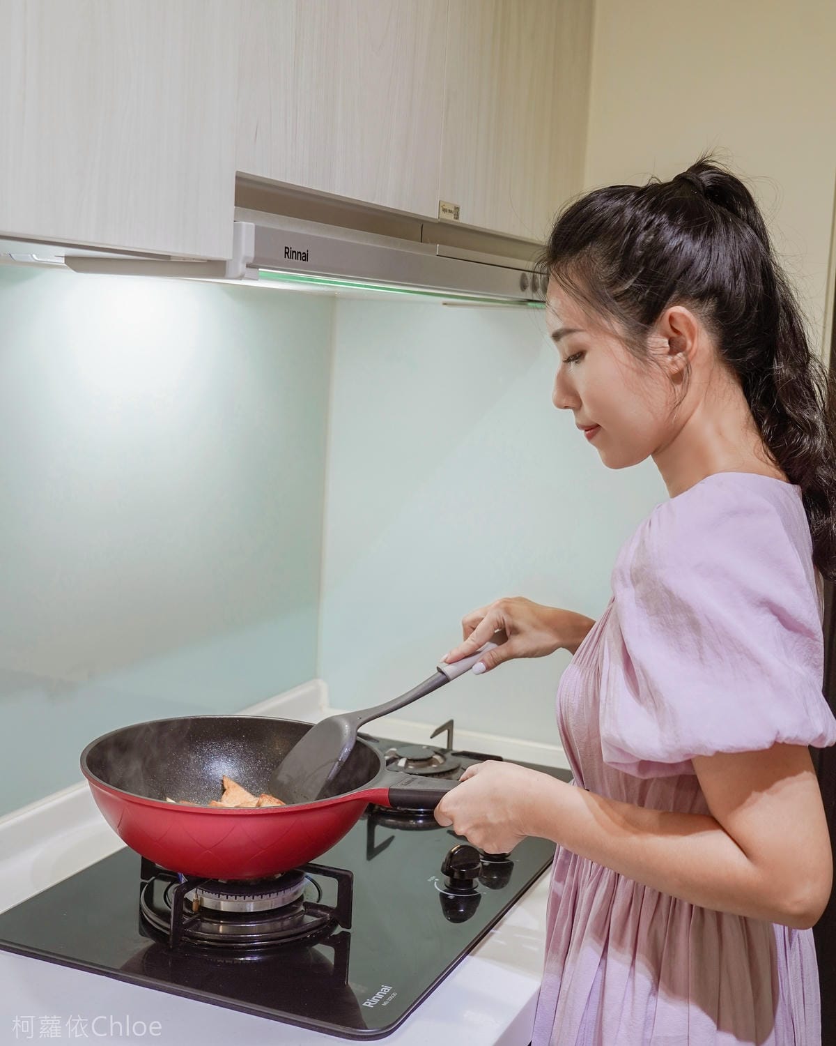 不沾鍋推薦 韓國Kassel 鑽石超導熱不沾輕深炒鍋 輕鬆料理每一天 IH爐 瓦斯爐適用(附食譜)25.jpg 不沾鍋推薦 韓國Kassel 鑽石超導熱不沾輕深炒鍋 輕鬆料理每一天 IH爐 瓦斯爐適用(附食譜)25.jpg