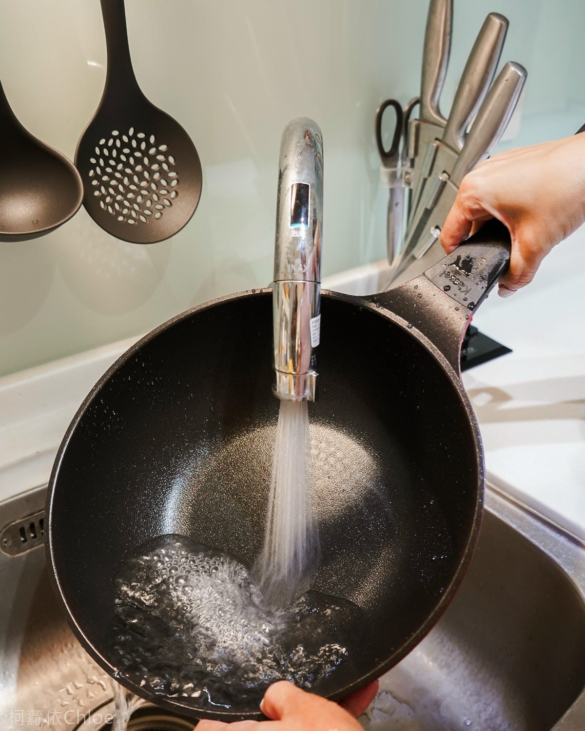 不沾鍋推薦 韓國Kassel 鑽石超導熱不沾輕深炒鍋 輕鬆料理每一天 IH爐 瓦斯爐適用(附食譜)11.jpg 不沾鍋推薦 韓國Kassel 鑽石超導熱不沾輕深炒鍋 輕鬆料理每一天 IH爐 瓦斯爐適用(附食譜)11.jpg