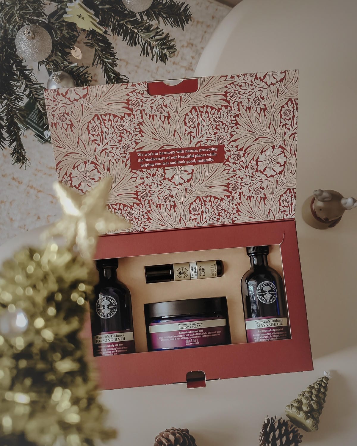 2024 聖誕限量禮盒 Neals Yard Remedies好朋友禮盒 打造冬日溫暖保養時光1.jpg 2024 聖誕限量禮盒 Neals Yard Remedies好朋友禮盒 打造冬日溫暖保養時光1.jpg