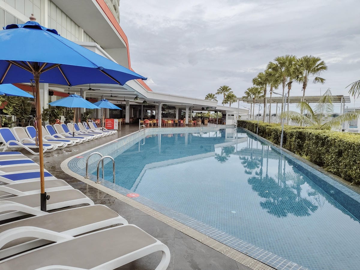 馬來西亞住宿 大紅花海上villa渡假村 入住寬敞舒適海上屋 專屬個人泳池 早餐必吃13.jpg 馬來西亞住宿 大紅花海上villa渡假村 入住寬敞舒適海上屋 專屬個人泳池 早餐必吃13.jpg