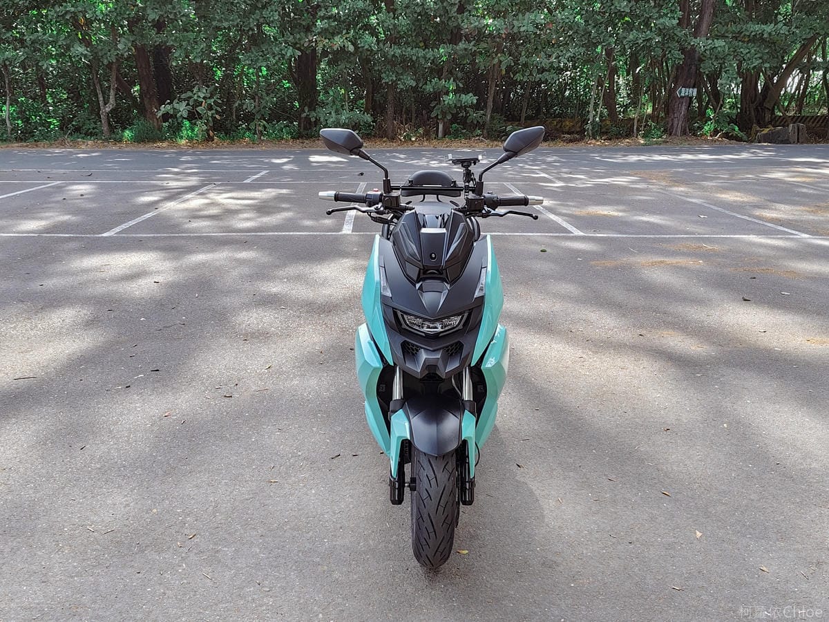 宏佳騰機車|STR250評價試乘心得 白牌機車之王 擁有最佳馬力 通勤旅遊都很罩12.jpg 宏佳騰機車|STR250評價試乘心得 白牌機車之王 擁有最佳馬力 通勤旅遊都很罩12.jpg