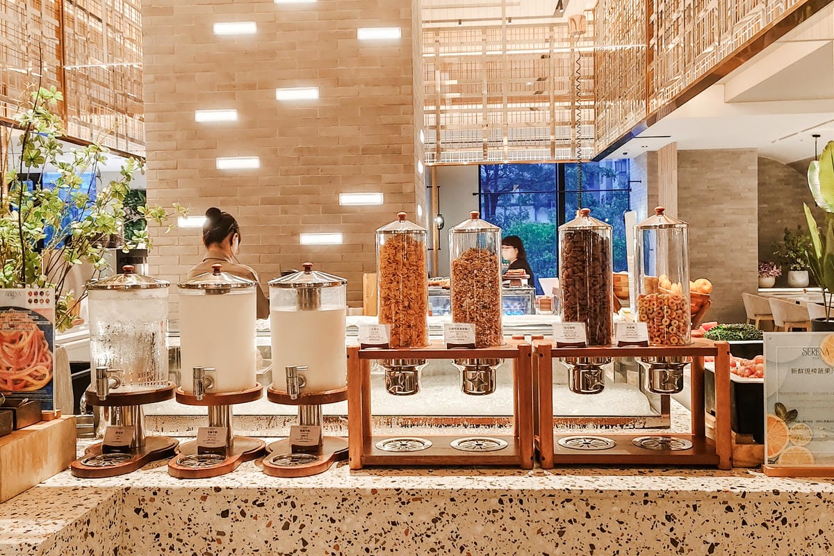 高雄住宿推薦【高雄日航酒店】家庭房開箱 早餐豐富有正宗日式早餐 推車直送港點56.jpg 高雄住宿推薦【高雄日航酒店】家庭房開箱 早餐豐富有正宗日式早餐 推車直送港點56.jpg