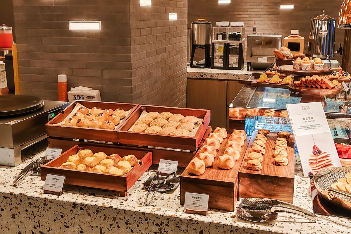 高雄住宿推薦【高雄日航酒店】家庭房開箱 早餐豐富有正宗日式早餐 推車直送港點61.jpg 高雄住宿推薦【高雄日航酒店】家庭房開箱 早餐豐富有正宗日式早餐 推車直送港點61.jpg