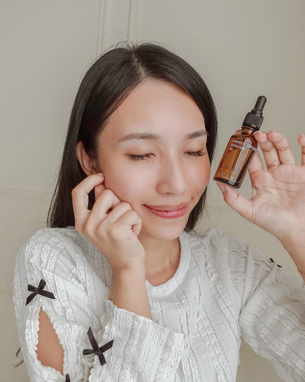 台灣保養品牌推薦 希心C.C.L.Y.L. 久旱逢甘霖 八淨萃保濕精華液 滿分精質油 守住我的好膚況25.jpg 台灣保養品牌推薦 希心C.C.L.Y.L. 久旱逢甘霖 八淨萃保濕精華液 滿分精質油 守住我的好膚況25.jpg