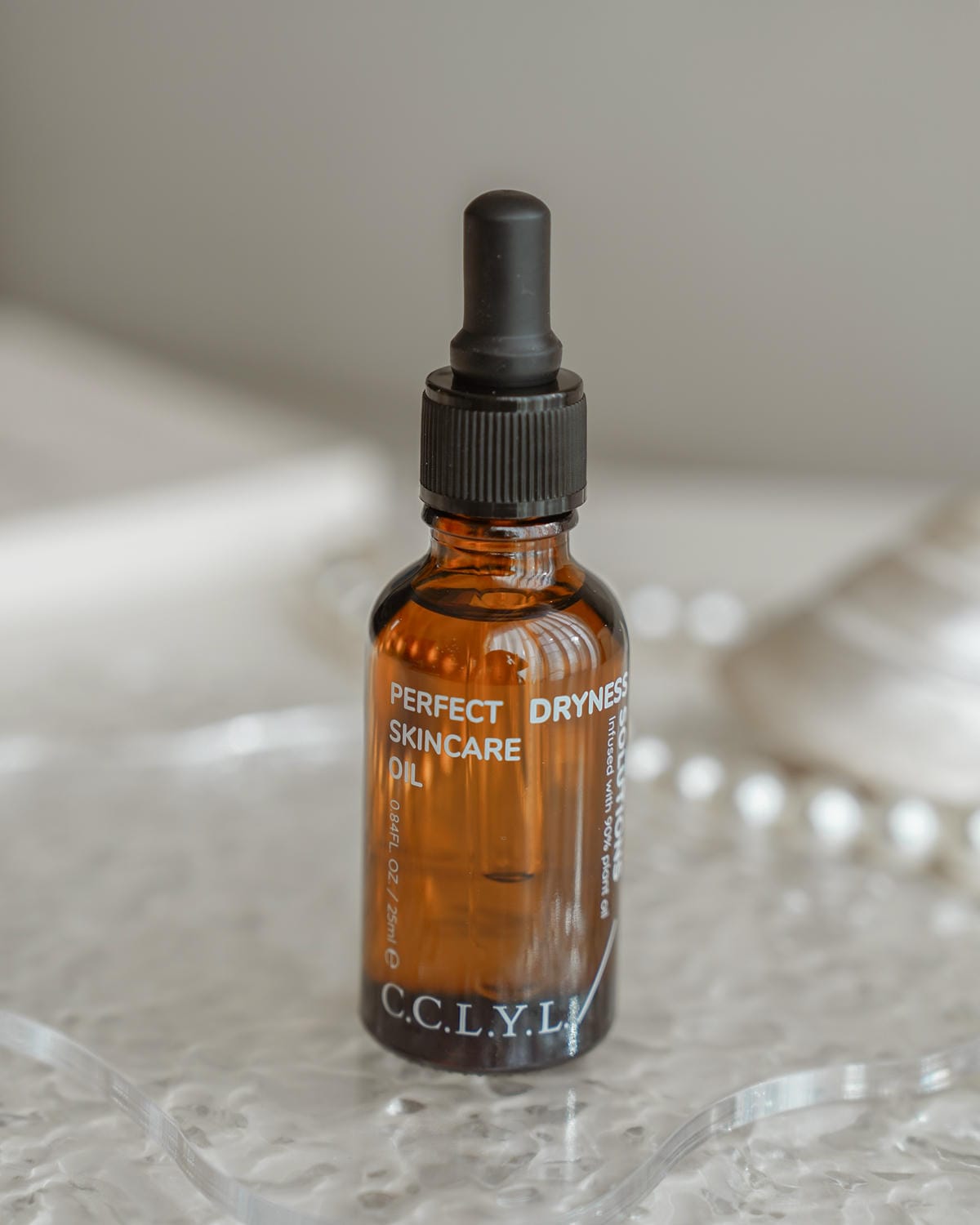 台灣保養品牌推薦 希心C.C.L.Y.L. 久旱逢甘霖 八淨萃保濕精華液 滿分精質油 守住我的好膚況15.jpg 台灣保養品牌推薦 希心C.C.L.Y.L. 久旱逢甘霖 八淨萃保濕精華液 滿分精質油 守住我的好膚況15.jpg