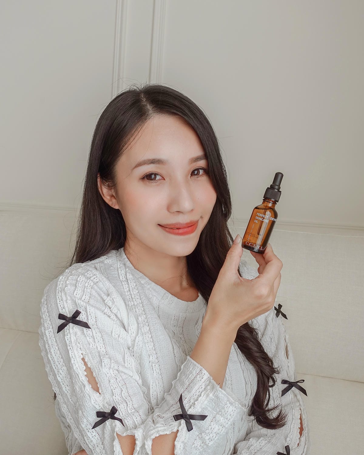 台灣保養品牌推薦 希心C.C.L.Y.L. 久旱逢甘霖 八淨萃保濕精華液 滿分精質油 守住我的好膚況16.jpg 台灣保養品牌推薦 希心C.C.L.Y.L. 久旱逢甘霖 八淨萃保濕精華液 滿分精質油 守住我的好膚況16.jpg