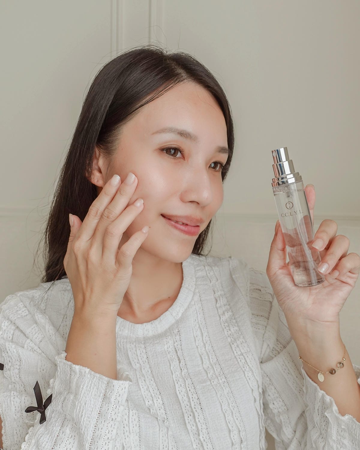 台灣保養品牌推薦 希心C.C.L.Y.L. 久旱逢甘霖 八淨萃保濕精華液 滿分精質油 守住我的好膚況12.jpg 台灣保養品牌推薦 希心C.C.L.Y.L. 久旱逢甘霖 八淨萃保濕精華液 滿分精質油 守住我的好膚況12.jpg