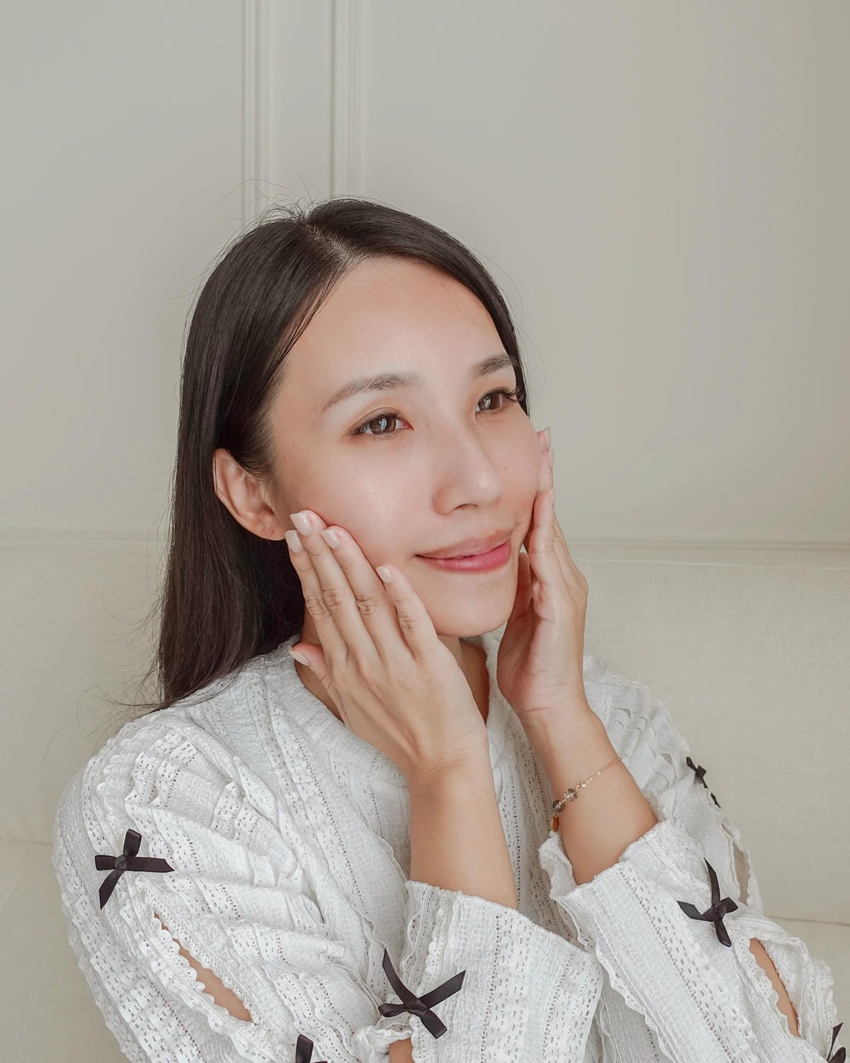 台灣保養品牌推薦 希心C.C.L.Y.L. 久旱逢甘霖 八淨萃保濕精華液 滿分精質油 守住我的好膚況22.jpg 台灣保養品牌推薦 希心C.C.L.Y.L. 久旱逢甘霖 八淨萃保濕精華液 滿分精質油 守住我的好膚況22.jpg