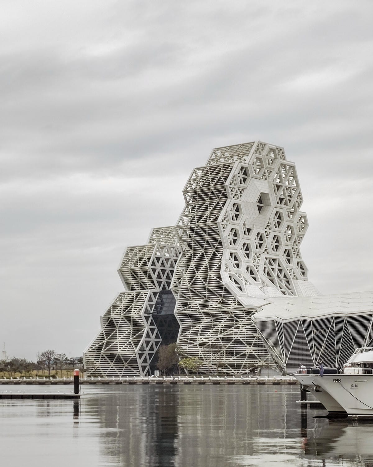 高雄展覽 藍寶石大歌廳秀場傳奇故事展 高雄流行音樂中心 重返老派秀場風華1.jpg 高雄展覽 藍寶石大歌廳秀場傳奇故事展 高雄流行音樂中心 重返老派秀場風華1.jpg