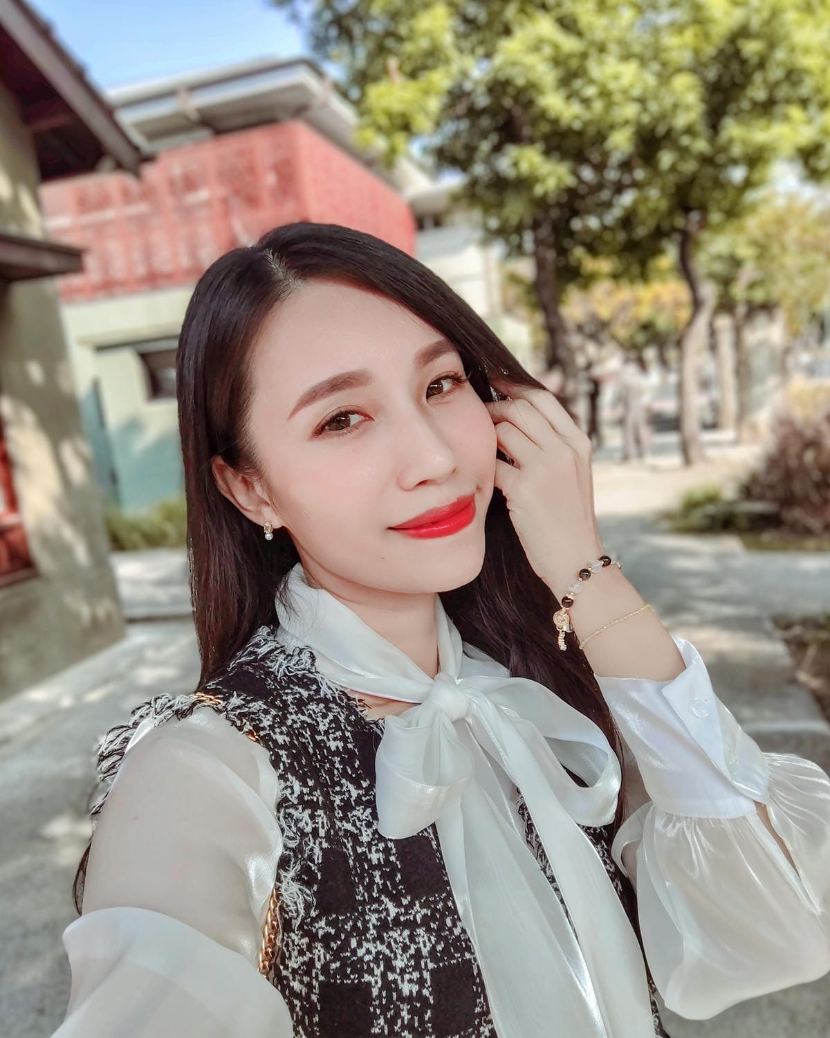 SHARP AQUOS sense9輕手機推薦 電池續航力超長待機 防水防摔日常隨手拍都美 超輕量日系手機開箱41.jpg SHARP AQUOS sense9輕手機推薦 電池續航力超長待機 防水防摔日常隨手拍都美 超輕量日系手機開箱41.jpg