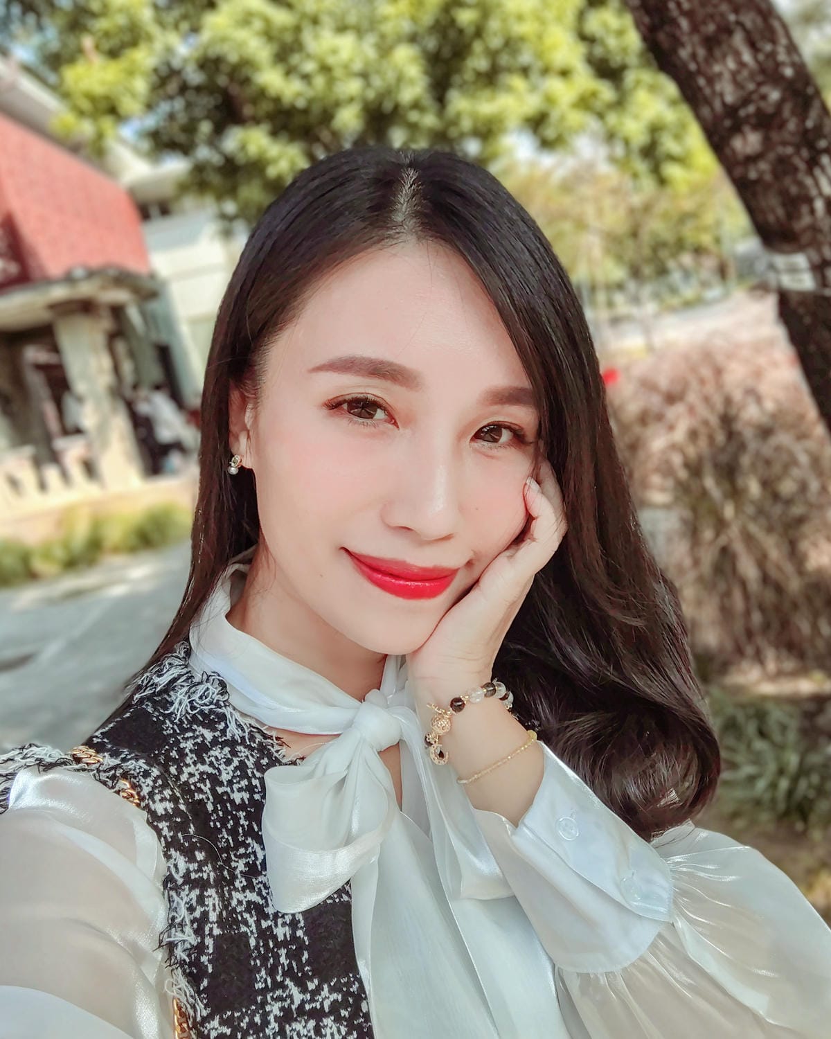 SHARP AQUOS sense9輕手機推薦 電池續航力超長待機 防水防摔日常隨手拍都美 超輕量日系手機開箱42.jpg SHARP AQUOS sense9輕手機推薦 電池續航力超長待機 防水防摔日常隨手拍都美 超輕量日系手機開箱42.jpg