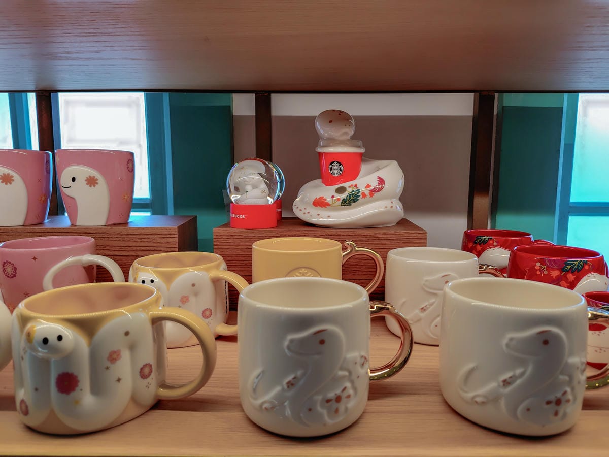 SHARP AQUOS sense9輕手機推薦 電池續航力超長待機 防水防摔日常隨手拍都美 超輕量日系手機開箱36.jpg SHARP AQUOS sense9輕手機推薦 電池續航力超長待機 防水防摔日常隨手拍都美 超輕量日系手機開箱36.jpg