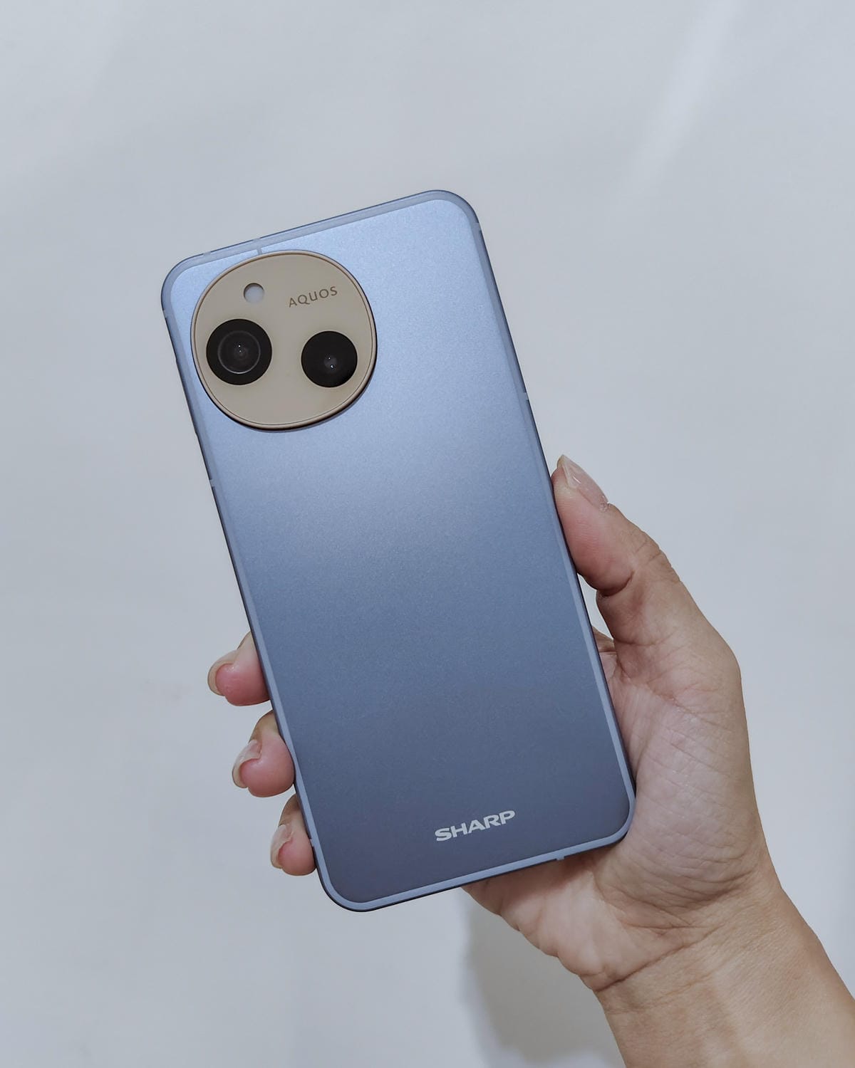 SHARP AQUOS sense9輕手機推薦 電池續航力超長待機 防水防摔日常隨手拍都美 超輕量日系手機開箱4.jpg SHARP AQUOS sense9輕手機推薦 電池續航力超長待機 防水防摔日常隨手拍都美 超輕量日系手機開箱4.jpg