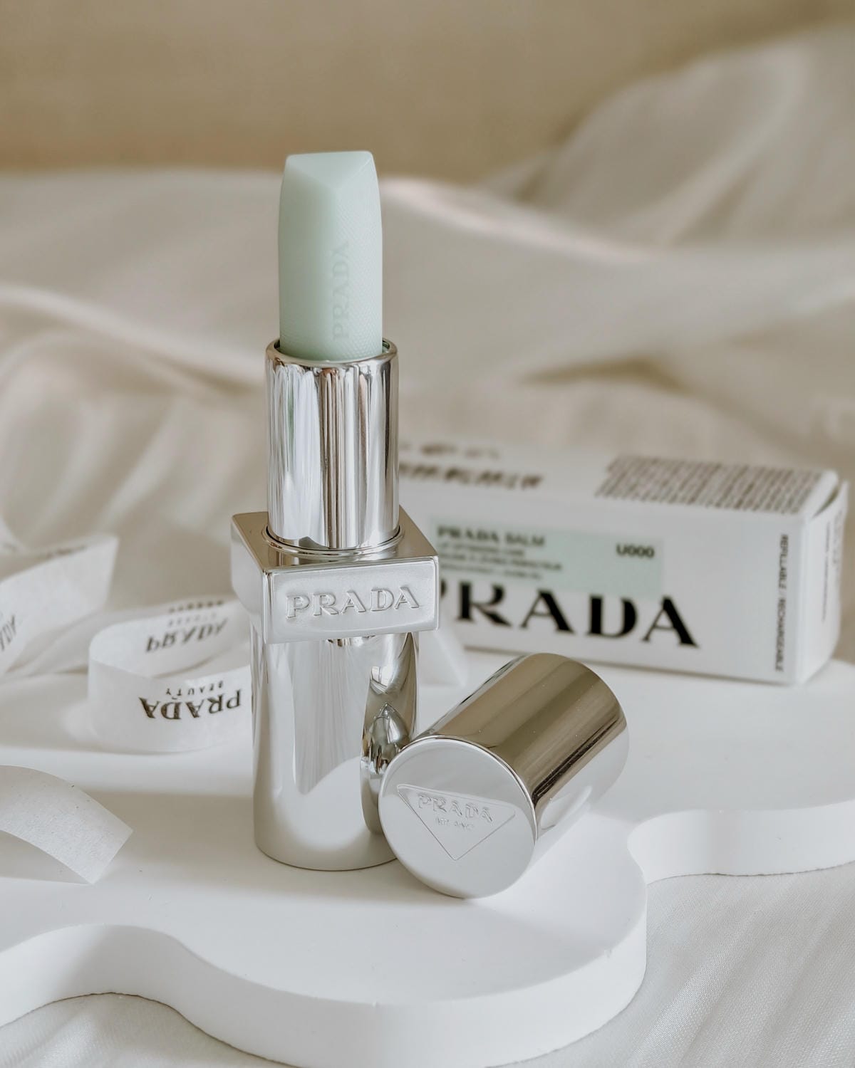 開箱 PRADA BEAUTY 經典護唇膏 滋潤不油膩的PRADA GREEN5.jpg 開箱 PRADA BEAUTY 經典護唇膏 滋潤不油膩的PRADA GREEN5.jpg