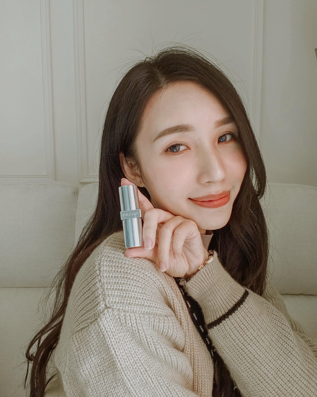 開箱 PRADA BEAUTY 經典護唇膏 滋潤不油膩的PRADA GREEN3.jpg 開箱 PRADA BEAUTY 經典護唇膏 滋潤不油膩的PRADA GREEN3.jpg