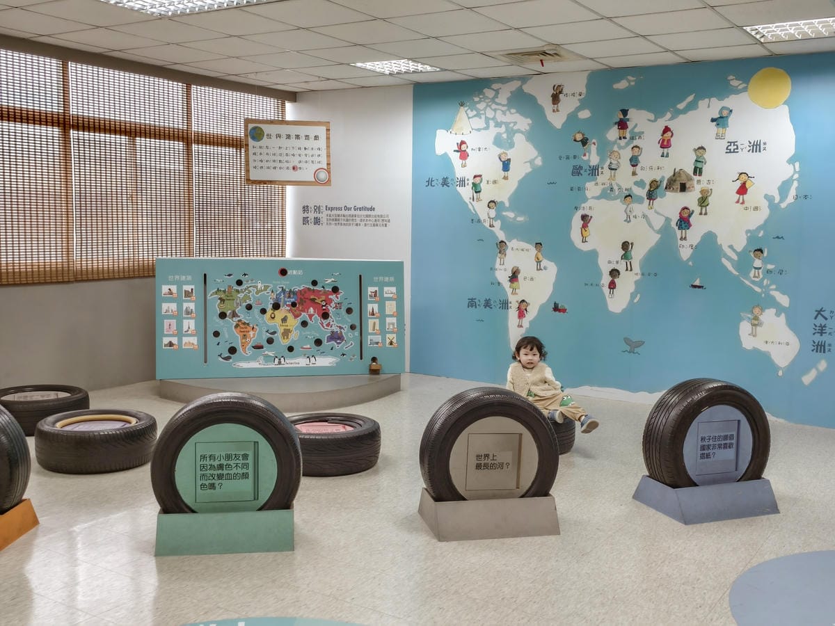 台南室內親子景點  安平兒童館 銅板價門票 兩層樓玩透透17.jpg