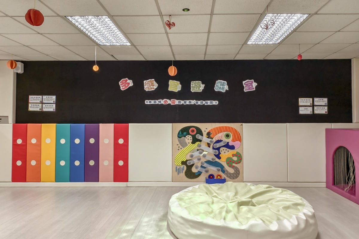 台南室內親子景點  安平兒童館 銅板價門票 兩層樓玩透透39.jpg