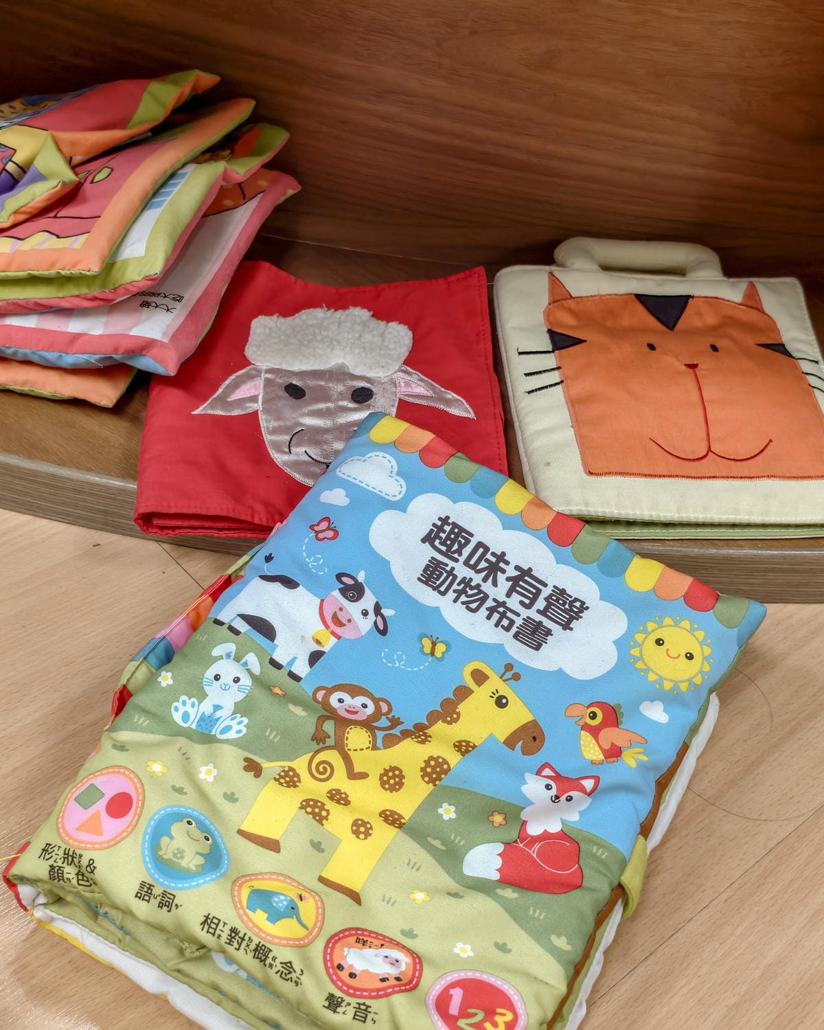 台南室內親子景點  安平兒童館 銅板價門票 兩層樓玩透透50.jpg