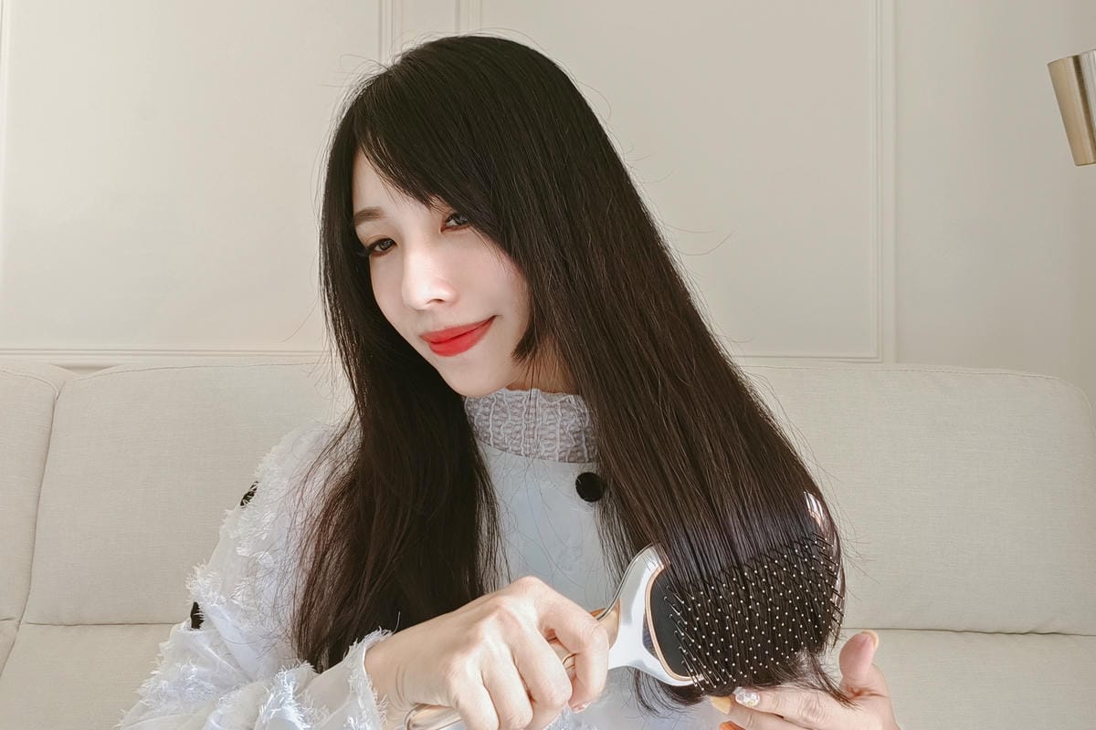 美髮造型梳推薦 KOIZUMI正負離子磁力養髮梳 瞬塑mini梳 快速整髮髮好柔順15.jpg 美髮造型梳推薦 KOIZUMI正負離子磁力養髮梳 瞬塑mini梳 快速整髮髮好柔順15.jpg