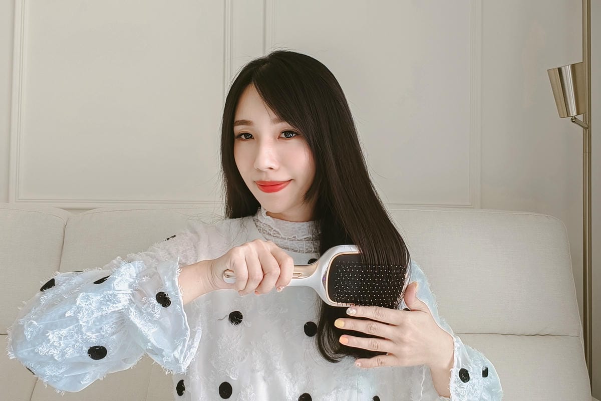 美髮造型梳推薦 KOIZUMI正負離子磁力養髮梳 瞬塑mini梳 快速整髮髮好柔順24.jpg 美髮造型梳推薦 KOIZUMI正負離子磁力養髮梳 瞬塑mini梳 快速整髮髮好柔順24.jpg