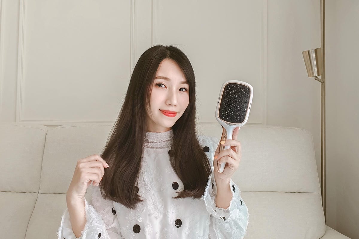 美髮造型梳推薦 KOIZUMI正負離子磁力養髮梳 瞬塑mini梳 快速整髮髮好柔順26A.jpg 美髮造型梳推薦 KOIZUMI正負離子磁力養髮梳 瞬塑mini梳 快速整髮髮好柔順26A.jpg