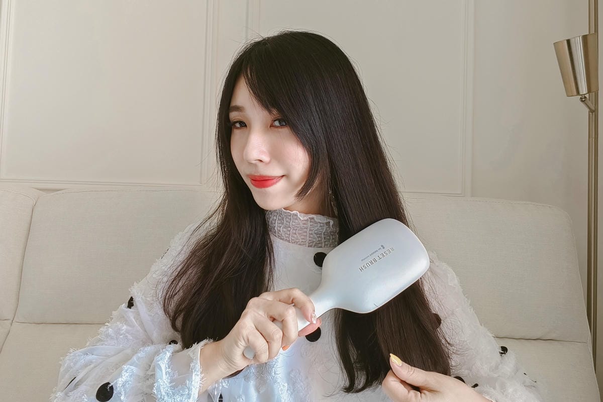 美髮造型梳推薦 KOIZUMI正負離子磁力養髮梳 瞬塑mini梳 快速整髮髮好柔順14.jpg 美髮造型梳推薦 KOIZUMI正負離子磁力養髮梳 瞬塑mini梳 快速整髮髮好柔順14.jpg