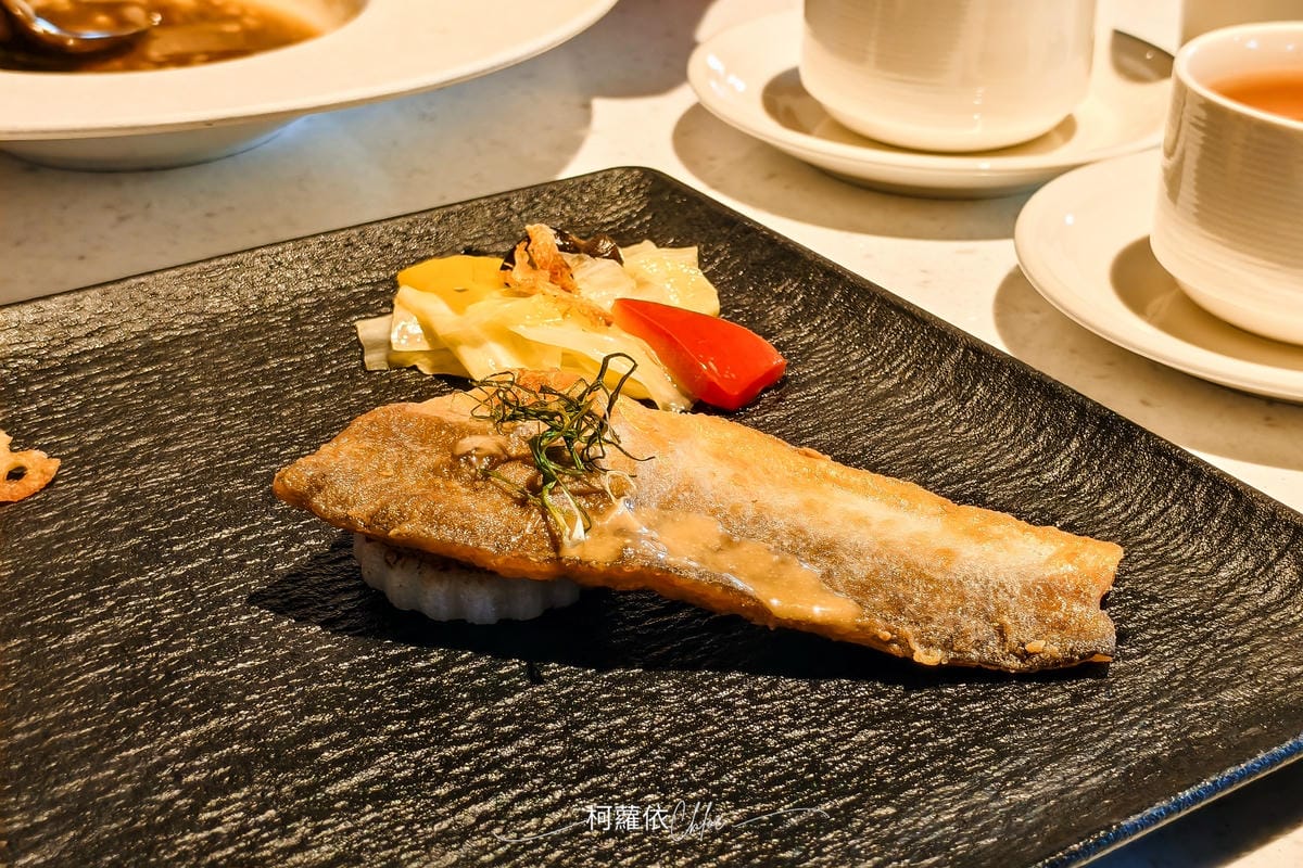 台南安平住宿 綉溪安平飯店XIUXI Anping Hotel 質感房型 悠哉早餐絕美沉浸式互動空間64.jpg