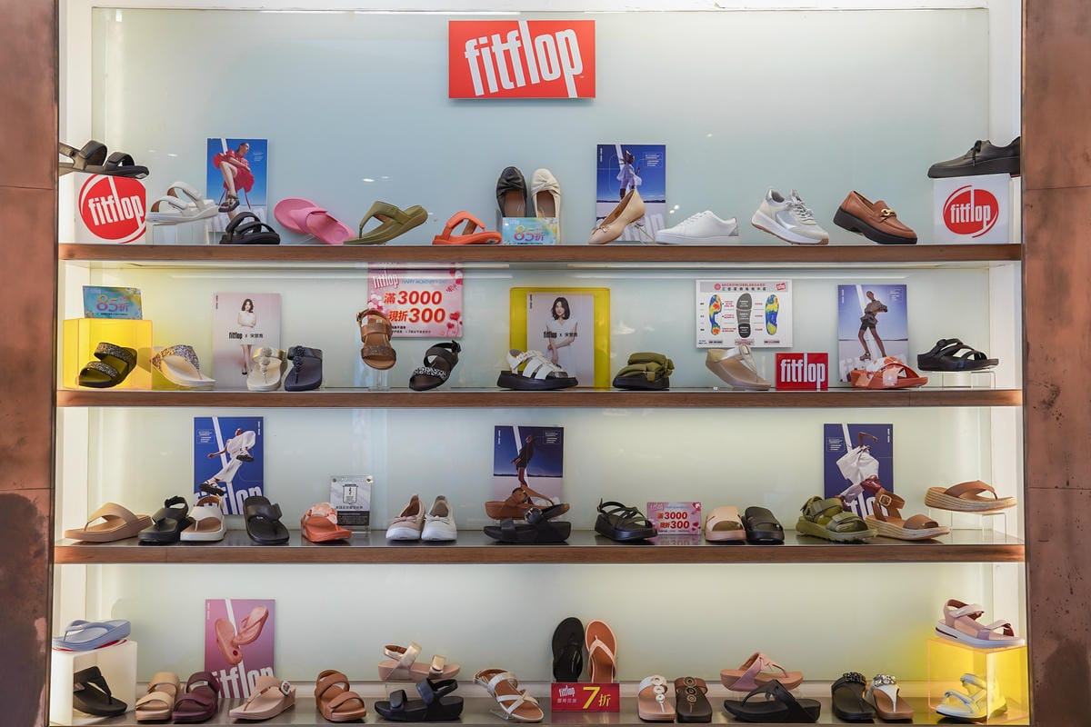 台南鞋店推薦 洒落森林VoGue FoRest 空間寬敞品牌齊全 時尚舒適機能一次買足 母親節活動優惠多27.jpg 台南鞋店推薦 洒落森林VoGue FoRest 空間寬敞品牌齊全 時尚舒適機能一次買足 母親節活動優惠多27.jpg