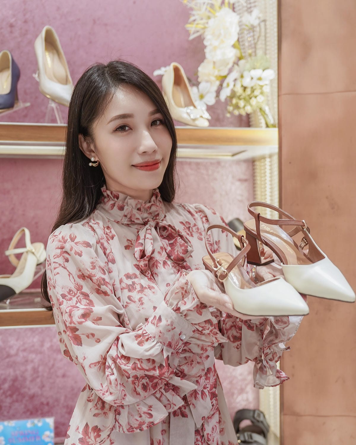 台南鞋店推薦 洒落森林VoGue FoRest 空間寬敞品牌齊全 時尚舒適機能一次買足 母親節活動優惠多52.jpg 台南鞋店推薦 洒落森林VoGue FoRest 空間寬敞品牌齊全 時尚舒適機能一次買足 母親節活動優惠多52.jpg